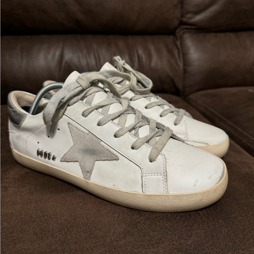 Golden Goose Superstar size 40